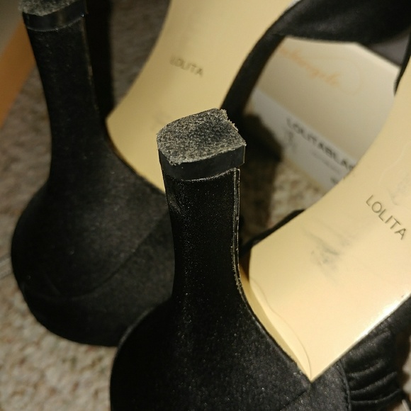 BLACK SATIN DRESS SHOE - Picture 5 of 5